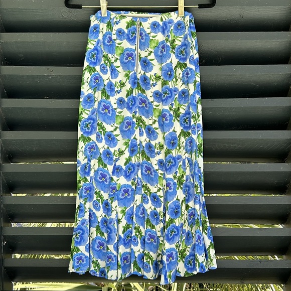 Alice + Olivia Violets Print Skirt - Picture 5 of 9